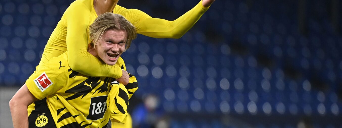I want what they have—the World Cup friendship edition: Jude Bellingham and Erling Haaland.
