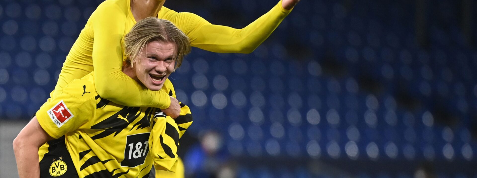 I want what they have—the World Cup friendship edition: Jude Bellingham and Erling Haaland.
