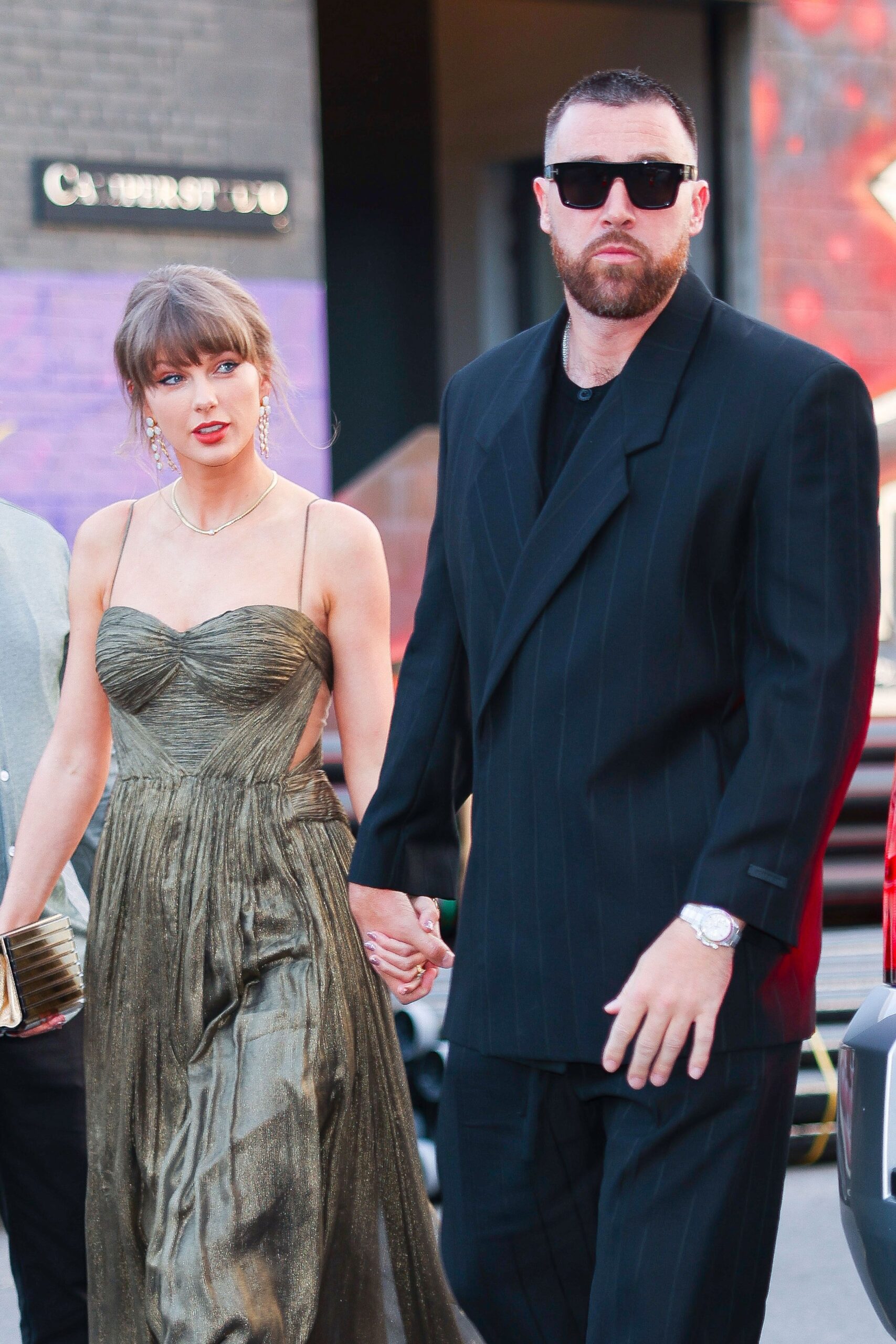 celeb-wedding-vogue-business-story