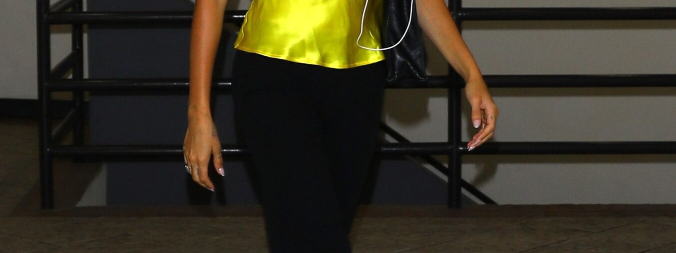 Forget butter and lemon—Hailey Bieber is all about neon yellow now.