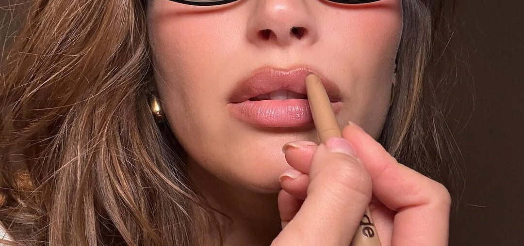 Lip contouring and lip liner are two different techniques, but which one actually makes your lips look bigger?
