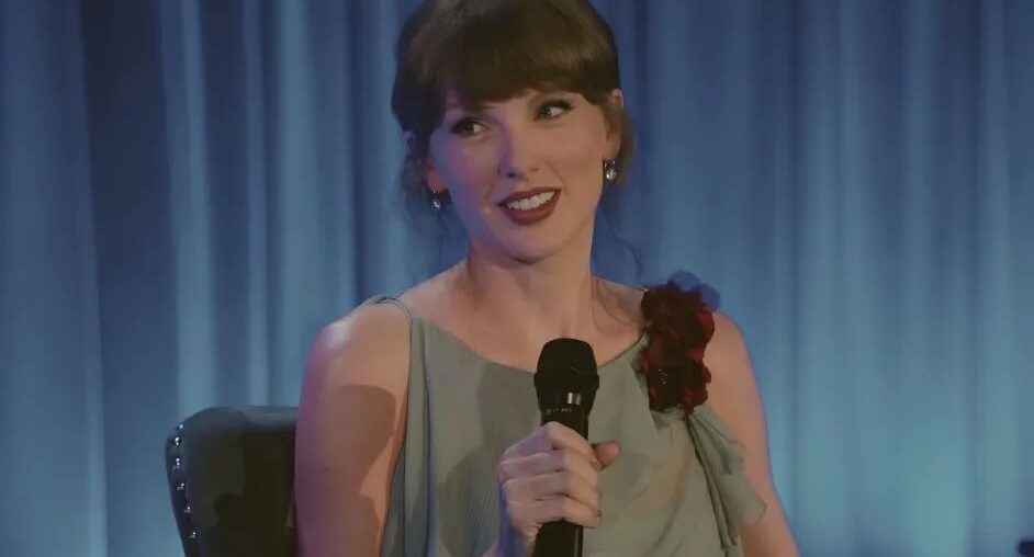 Taylor Swift wore a classic West Village staple for her first performance after the wedding.