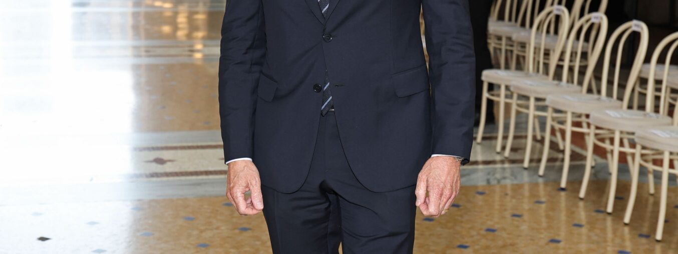 Roger Lynch is stepping down as CEO of Condé Nast.