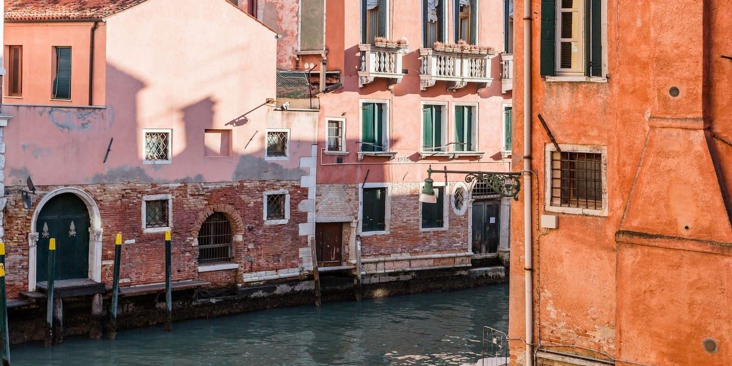 The 10 Best Airbnbs in Venice for Canalside Charm